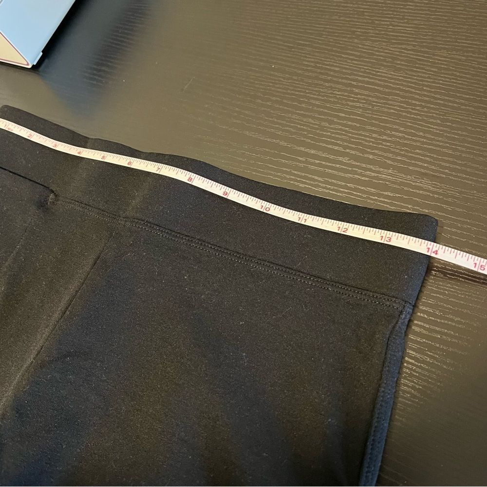 ✨ American Giant Black Ponte Legging Pants Women’s 6 - Picture 9 of 11